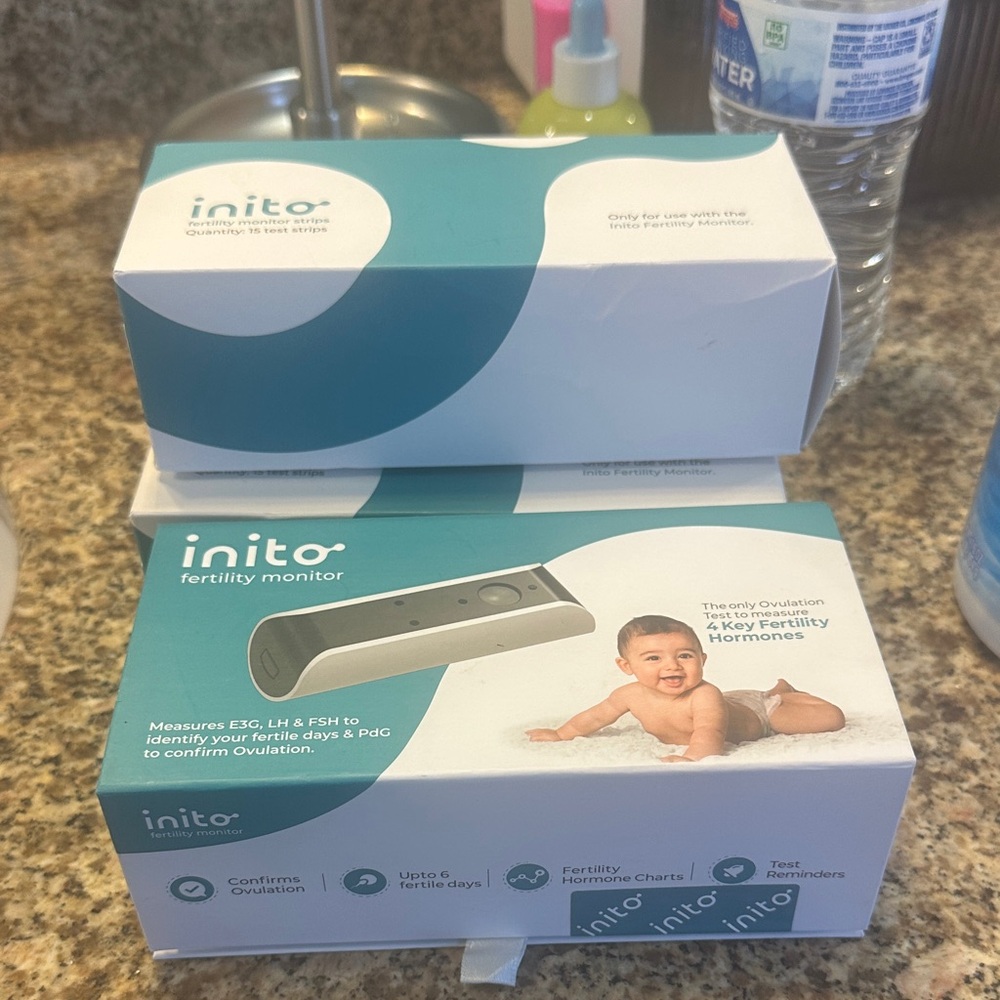 Inito Fertility Monitor - Teal and White